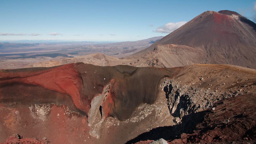המכתש האדום