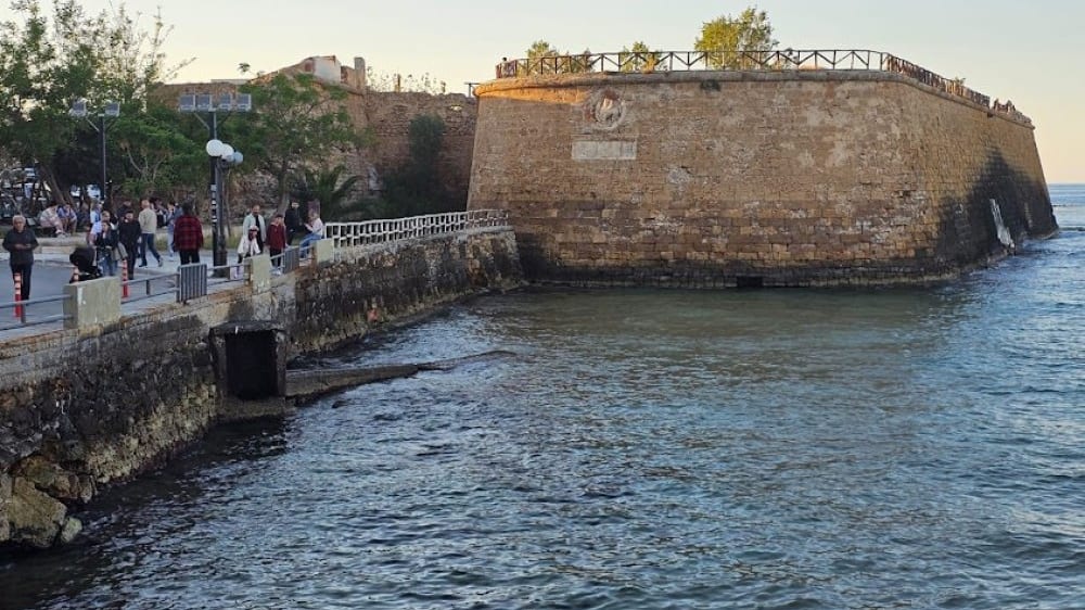 שער ונציאני עתיק