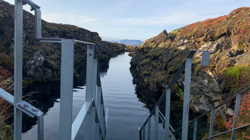 כניסה למים בבקיע סילפרה