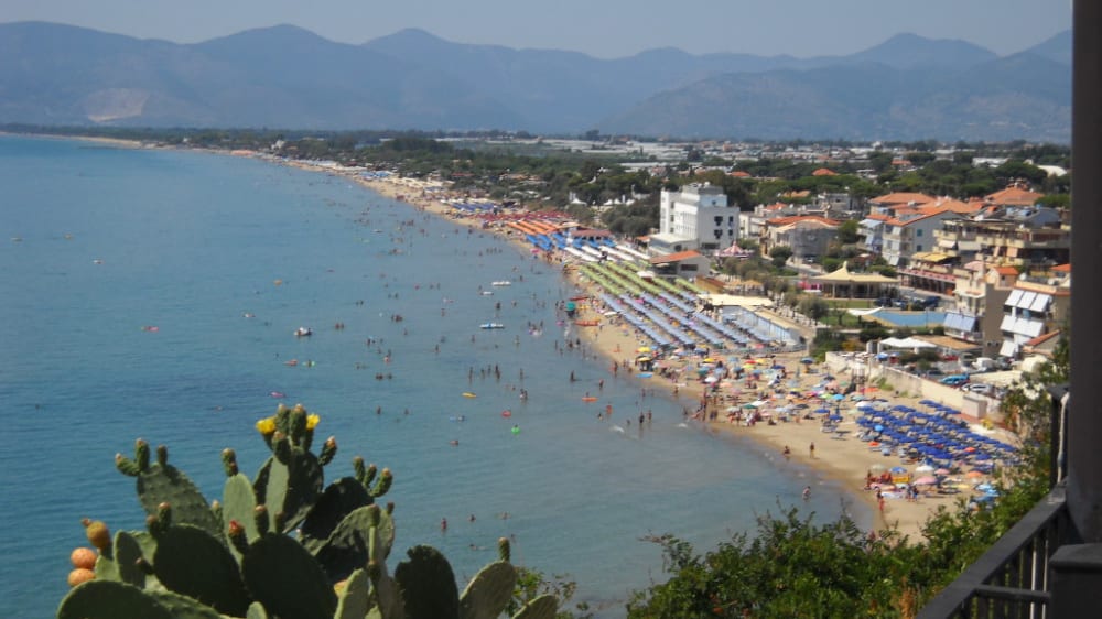 רצועת החוף המערבית של חוף ספֶּרלוֹנגָה