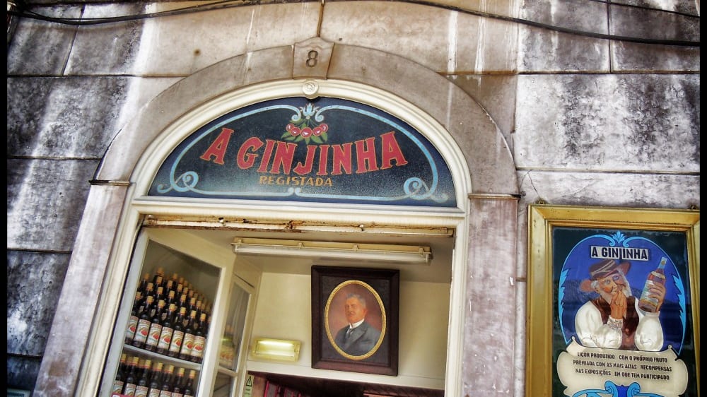 בר A Ginjinha בלארגוּ דֶה סָאוּ דוֹמינגוּש