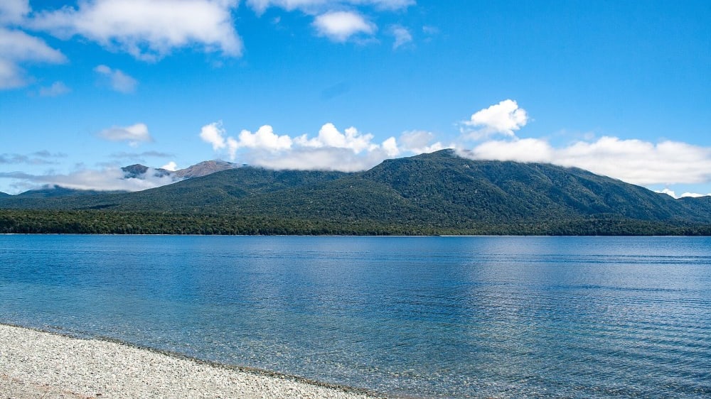 אגם טֶה אָנָאוּ