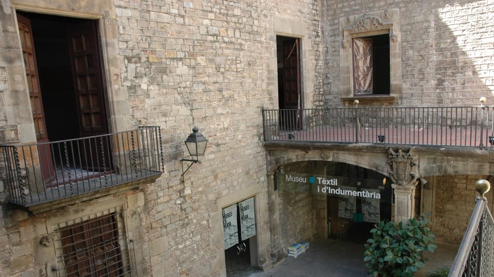 המוזיאון לטקסטיל ולתלבושות