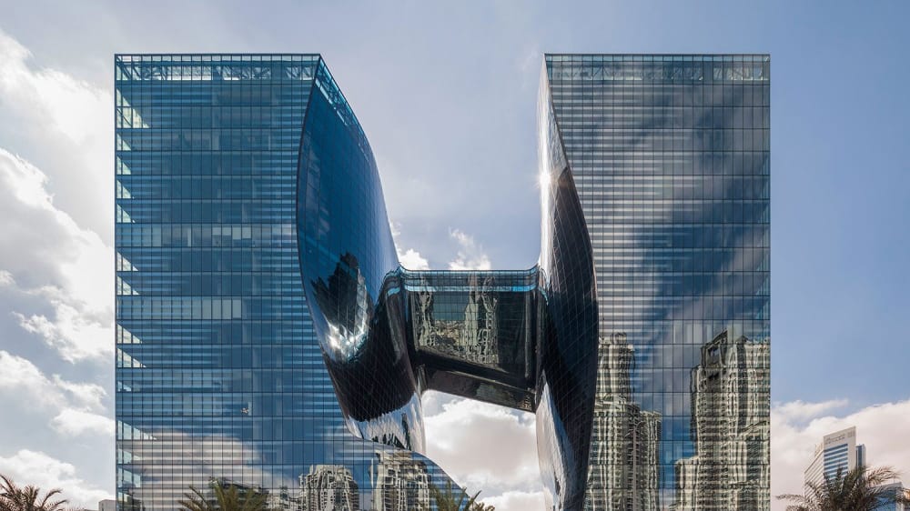 בניין אופוס בעיצוב זהא חדיד