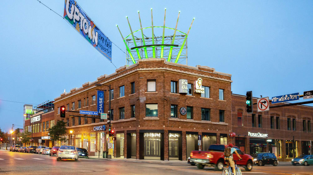 אָפּטאוּן מיניאפוליס