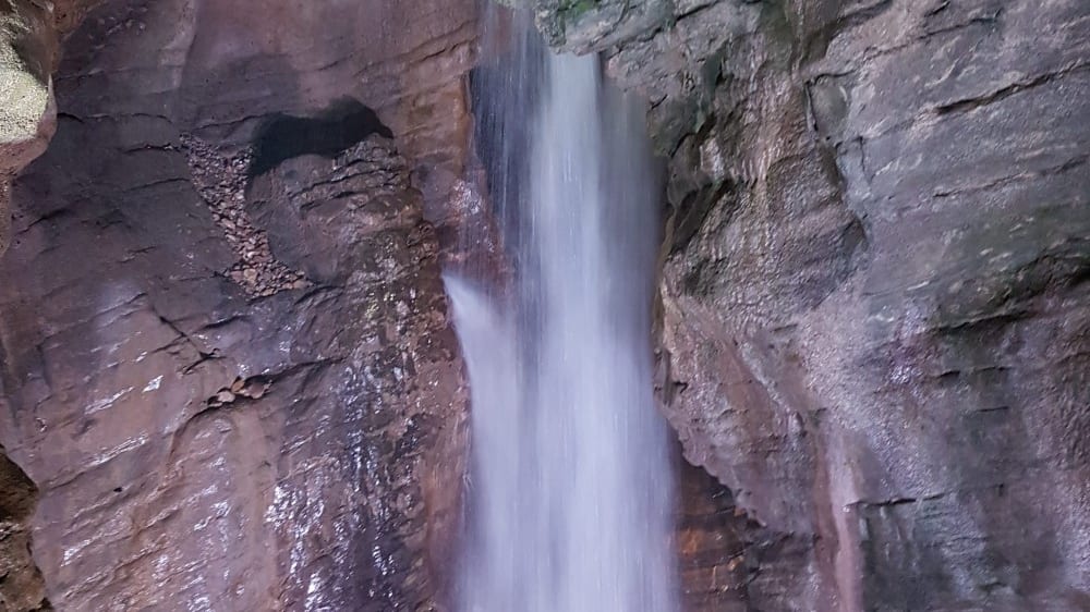 מפלי וארוֹנֶה