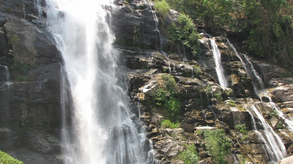 מפל וָואצירָטָאן המרשים