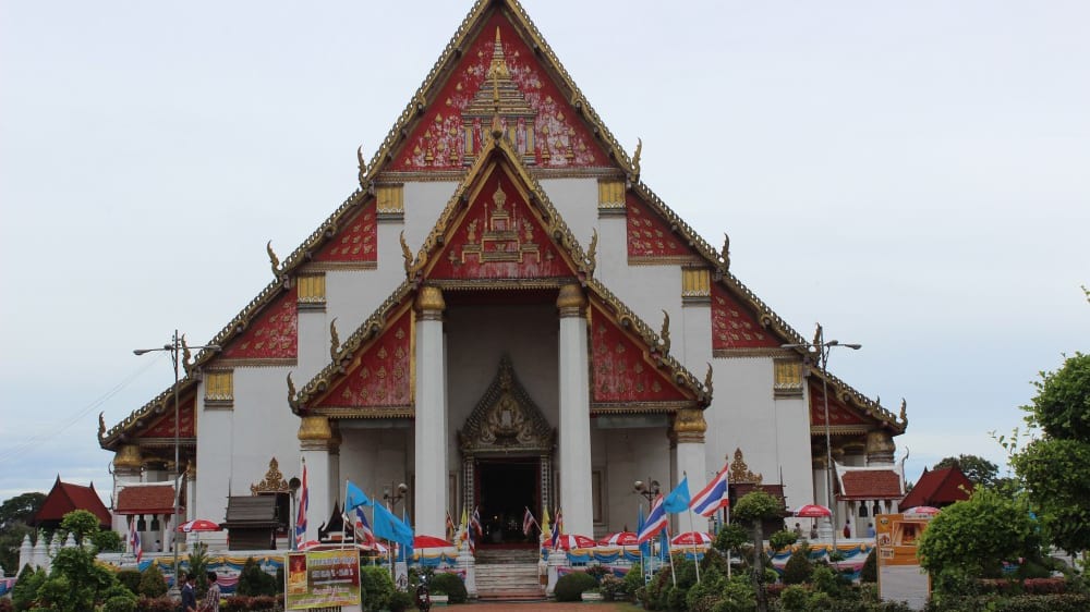 אולם התפילה וִויהָאן מוֹנְגקוֹן בּוֹפִּיט