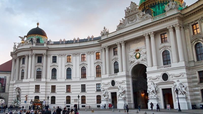 כיכר מיכאל, נקודת המוצא של מסלול ההליכה בהופבּּוּרג