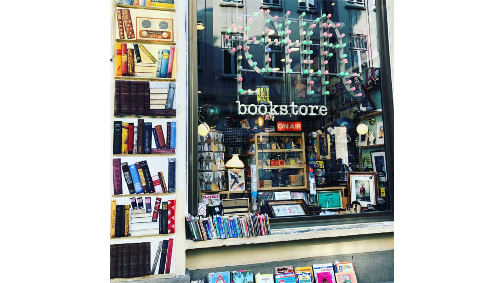 חנות הספרים Elephant