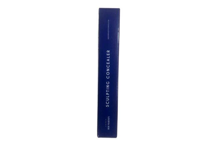 Hermajesty sculpting concealer caramel