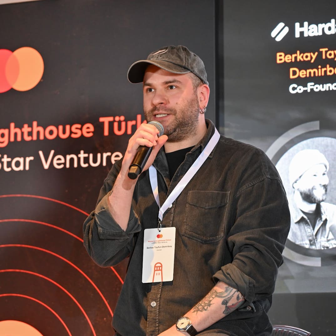 Mastercard Lighthouse