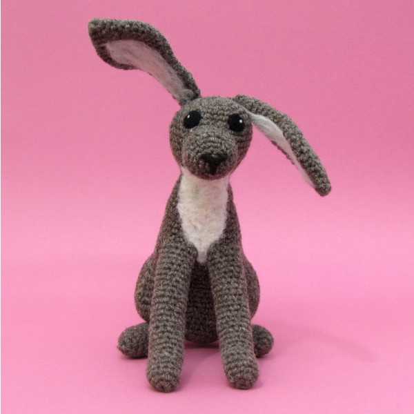 Hare amigurumi crochet kit