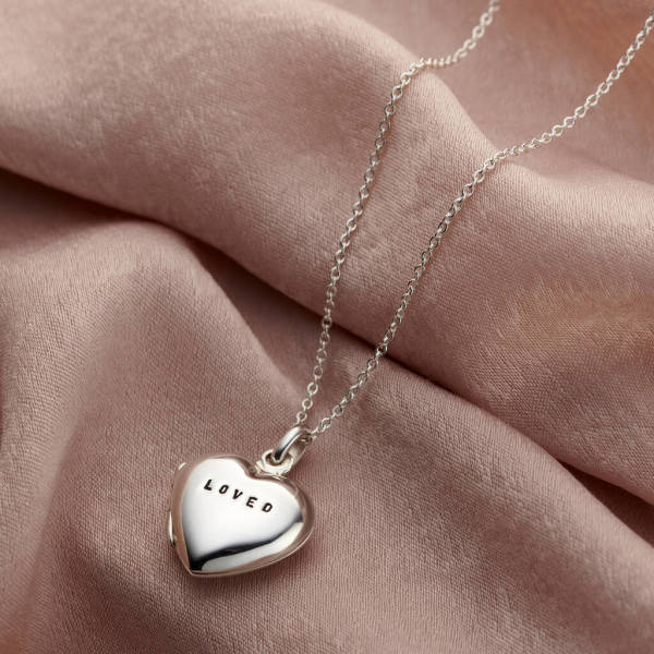 Small Personalised Heart Locket Necklace hardtofind