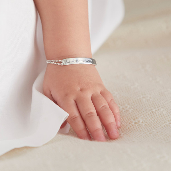 Baby wearing bracelet clearance