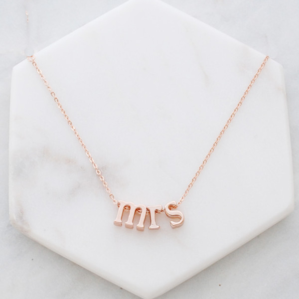 Mrs necklace rose gold hotsell