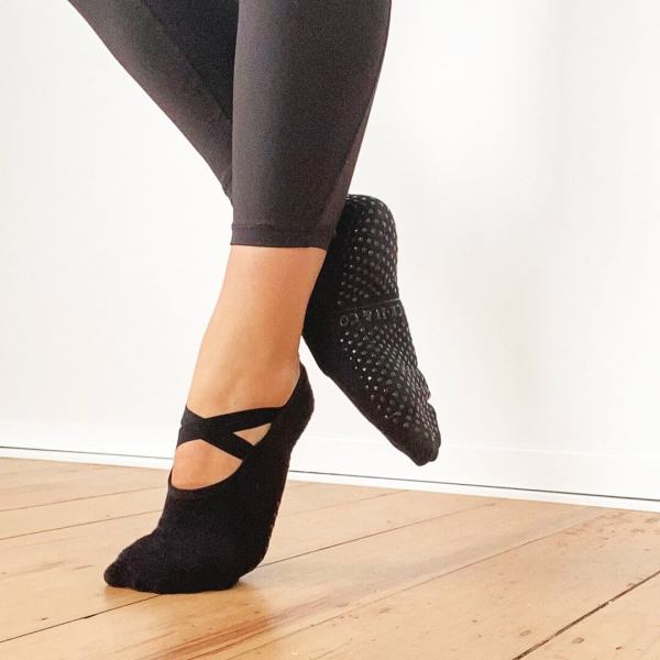 Grip Socks for Pilates, Yoga and Barre Bar