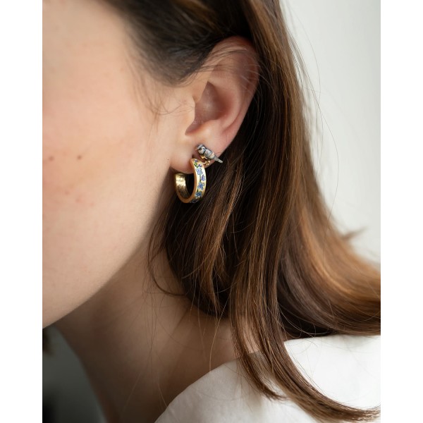 Hoop earrings near me best sale