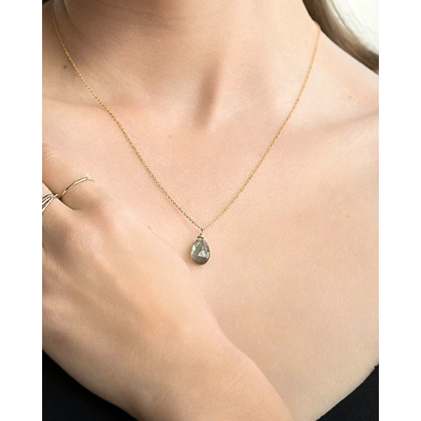 Simple drop sales necklace