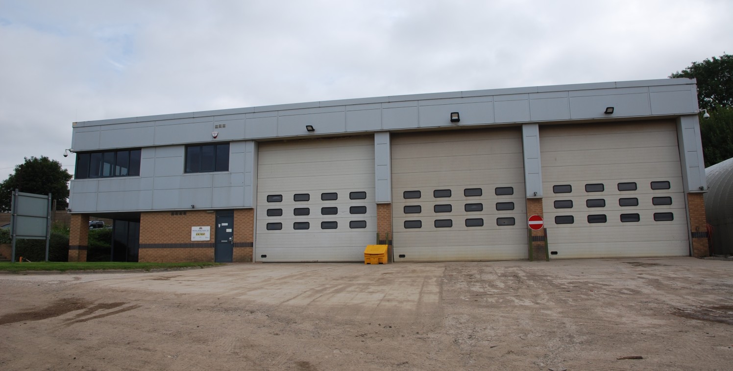 The property comprises a high quality modern detached hybrid industrial unit within a generous secure and self contained site extending to 1.5 acres.