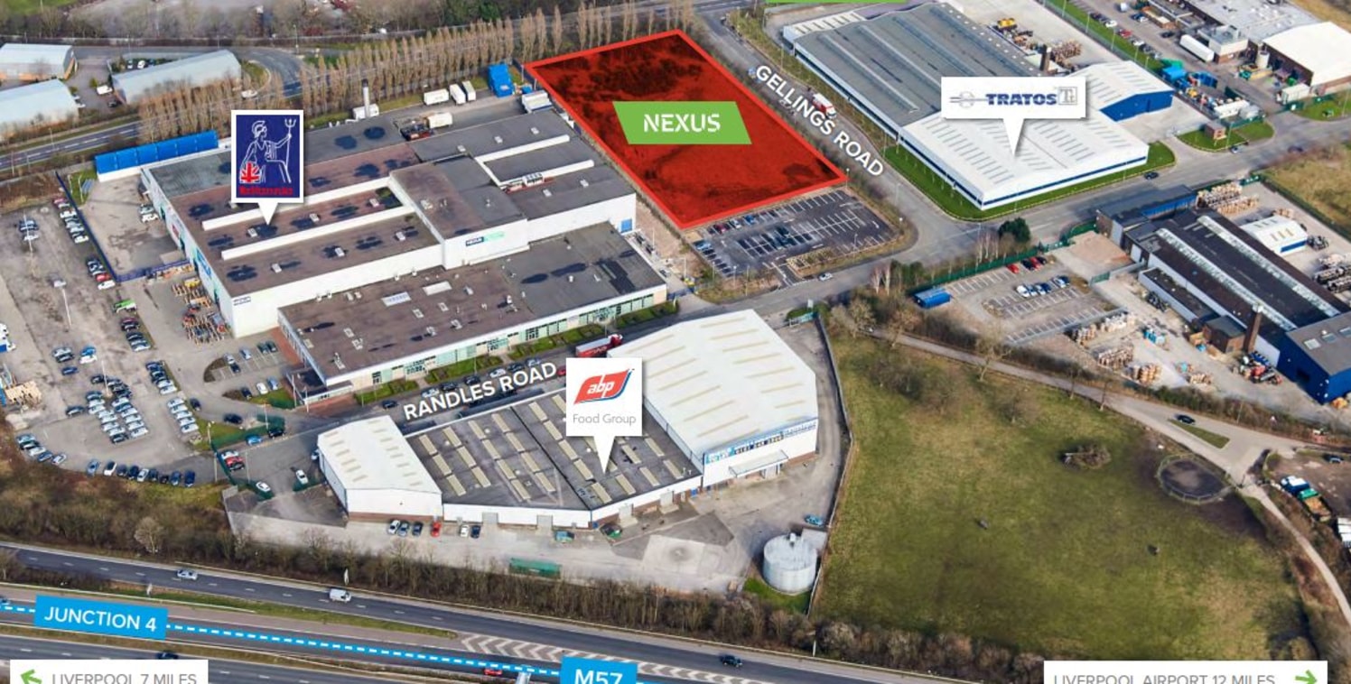 8 metre eaves height at underside of haunch. 40% site coverage. Full height surface loading door. Floor loading: 40KN/m. Fully fitted office accommodation, WC's and showers with separate facilities for production area. Fully secure, private yards. 1/...