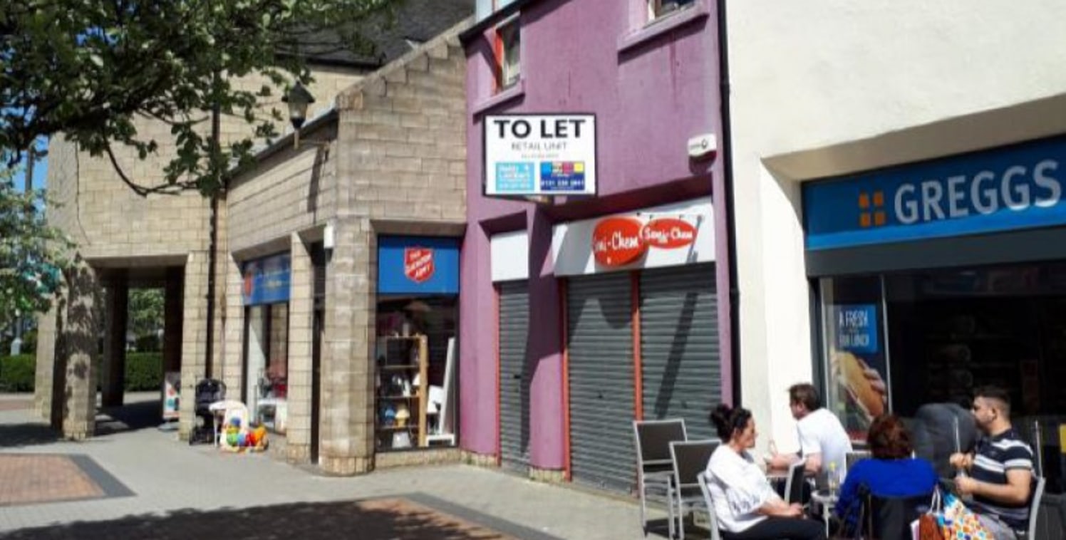 <p>A popular shopping centre located in Penicuik, approximately 10 miles south of Edinburgh City Centre. A popular commuter town and resident population of approximately 17,000. Free customer parking is provided.</p><ul>

<li class="p2">WELL CONFIGUR...