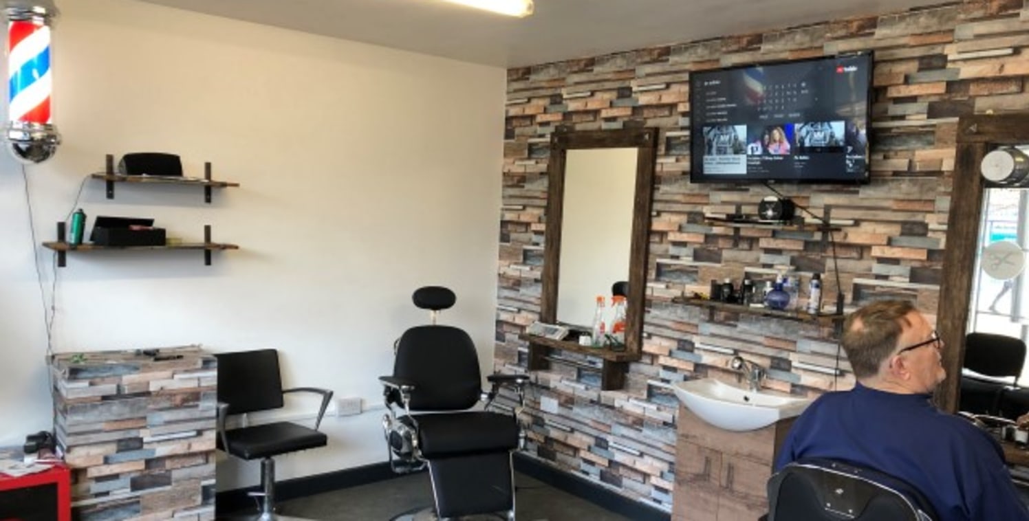 423 sq.ft. Ground floor shop premises located in the centre of Stalybridge.\n\nInternally the property is in a good condition with strip lighting and was formerly occupied as a barbers shop....