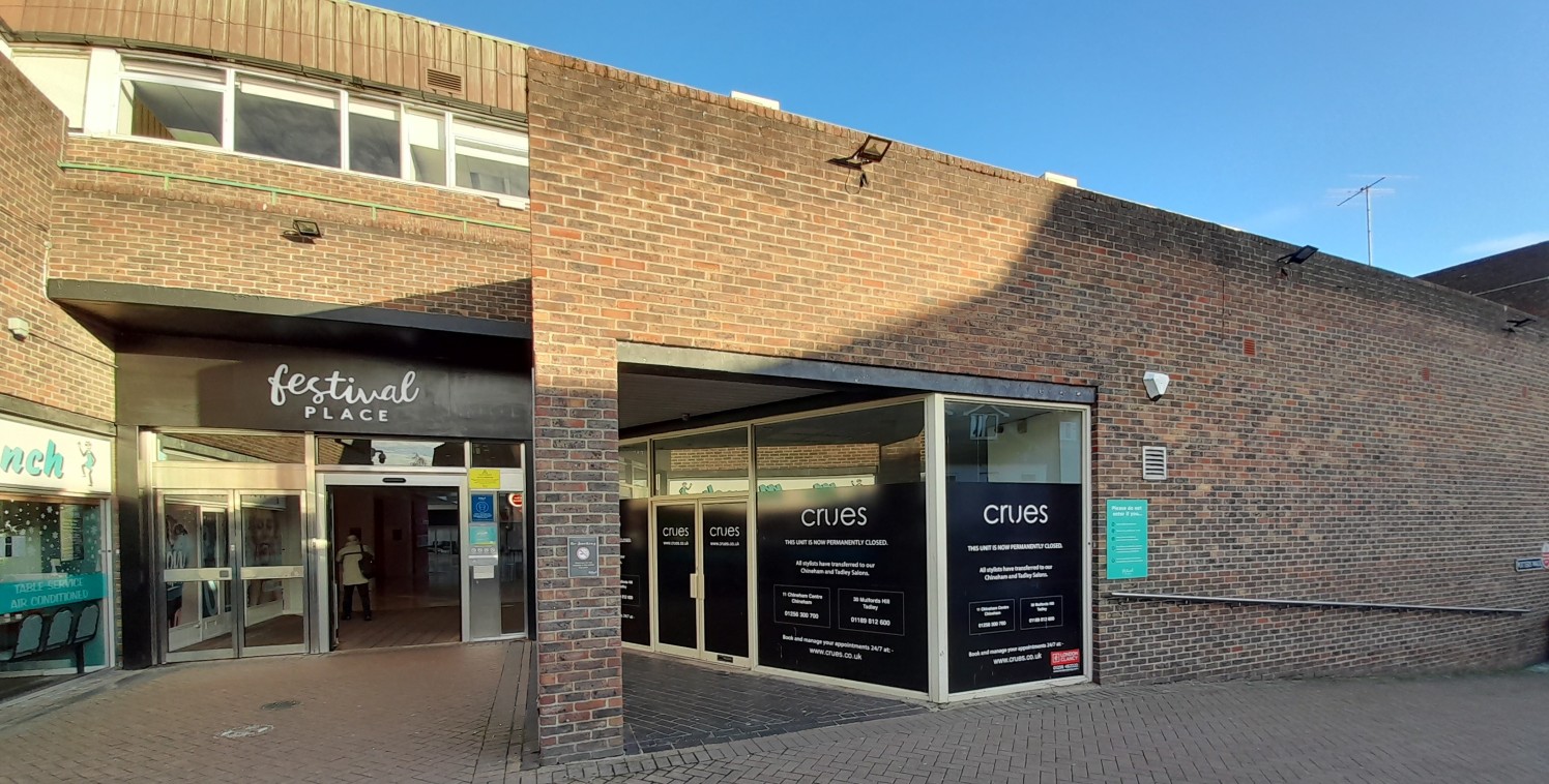 Prime Shopping Centre Retail Unit occupying a prominent corner position at the entrance to Festival Place Shopping Centre