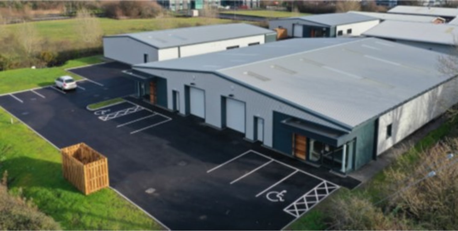 3 phase electricity. On-site parking. Energy efficient design. Electrical wall heaters. Vehicle loading doors and pedestrian entrances. Flexible accommodation layouts. Fully insulated composite panels. LED lighting. BT Fibre ready. B1 planning consen...