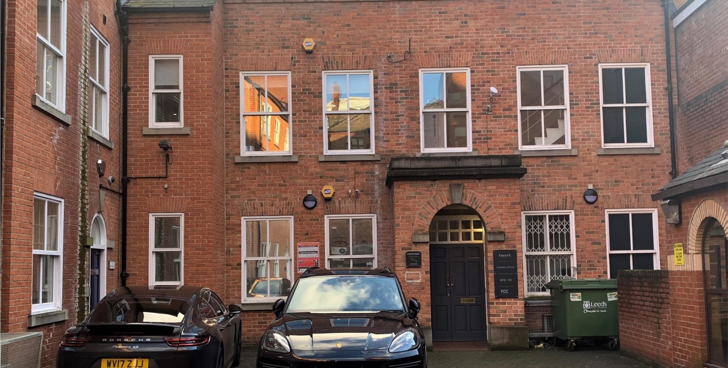 6 Butts Court is a character brick-built office building, and the available accommodation

(situated on the lower ground floor) has been refurbished to provide modern office 

accommodation, which can support a number of uses. 

The whole of the lowe...