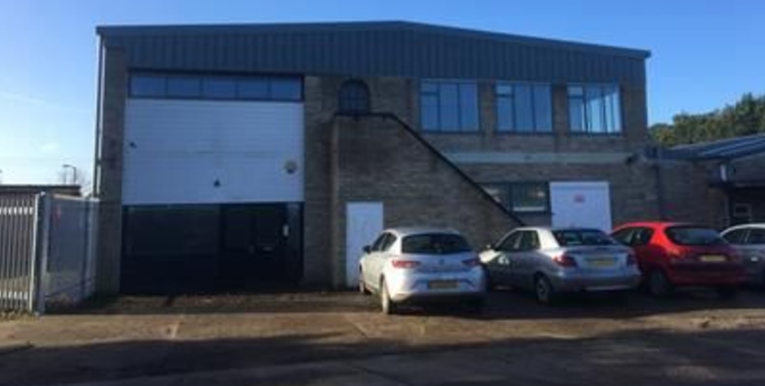 Versatile first floor commercial space. Good access to A11. Established commercial area. Developing location due to long term plans to expand the town with several hundred new homes to the North and West of the main high street and train station. The...