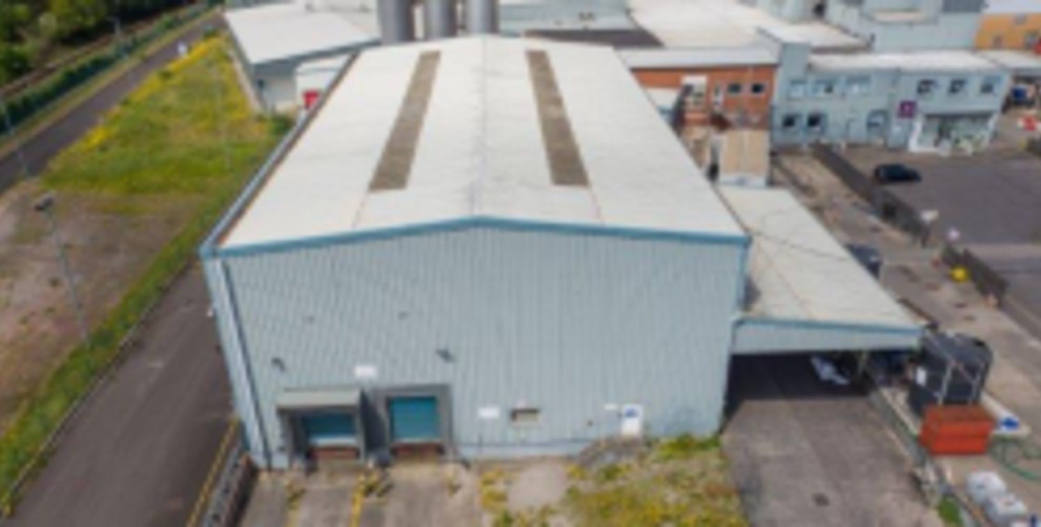 UNIT 7 AVANA BUSINESS PARK, WERN TRADING ESTATE, ROGERSTONE, NEWPORT, NP10 9FQ\n\nTO LET\n10,678 Sq.Ft.\n\nA detached distribution warehouse of over 10,600 sq.ft.. Has minimum eaves height of 10.7m. and fully racked out. Available on new FRI lease fr...