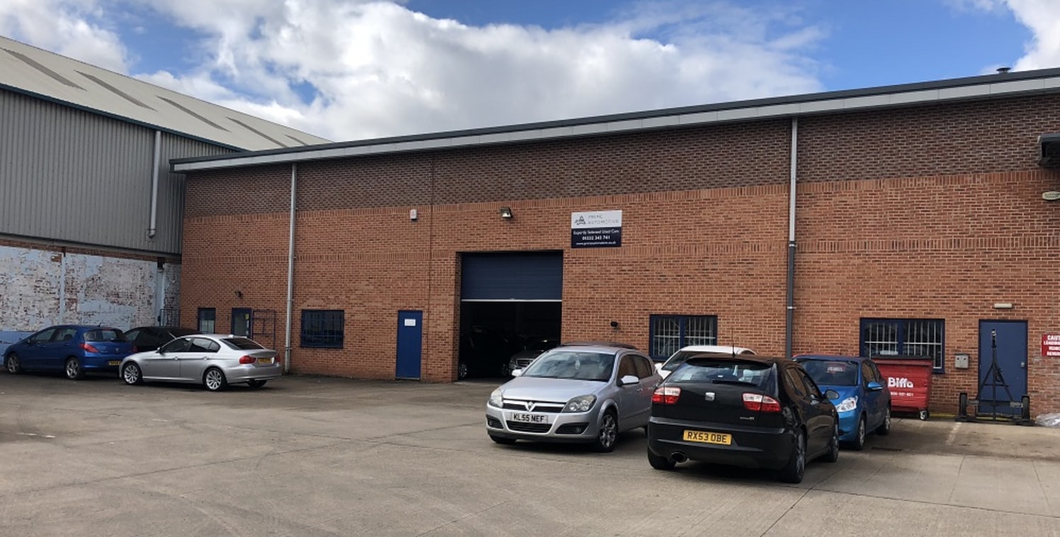 The subject property comprises an end terraced light industrial unit constructed in the late 1980's being of portal frame design with facing brick elevations set beneath a pitched insulated sheet roof. 

Internally, the ground floor provides open pla...