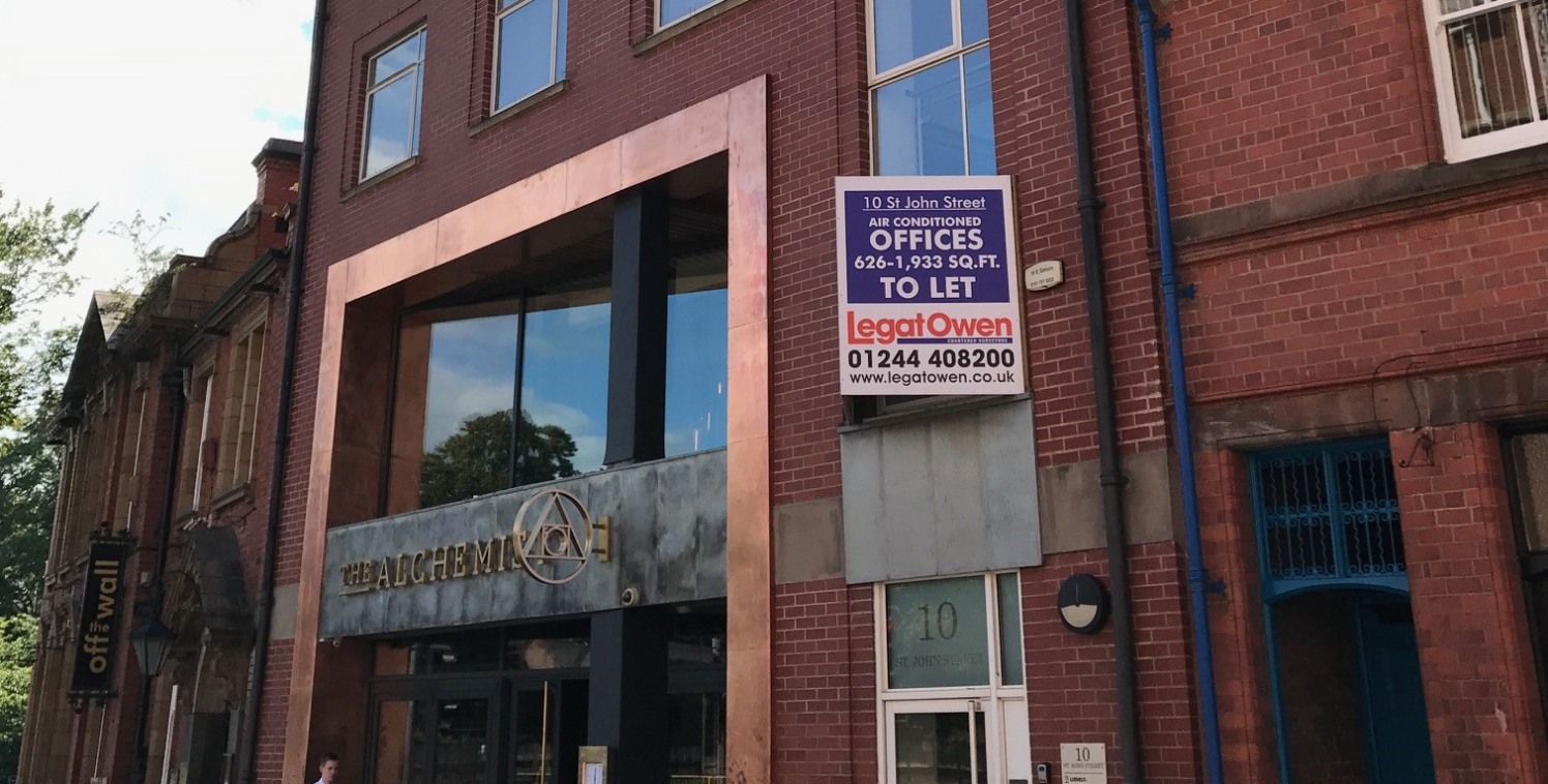 A high quality open plan office with 2x meeting rooms comprising 1,770 sq ft to let, well located in Chester city centre.

Air conditioned

Own WC's

Kitchen

IT cabled

The offices are accessed from ground floor level on St John Street through a sec...