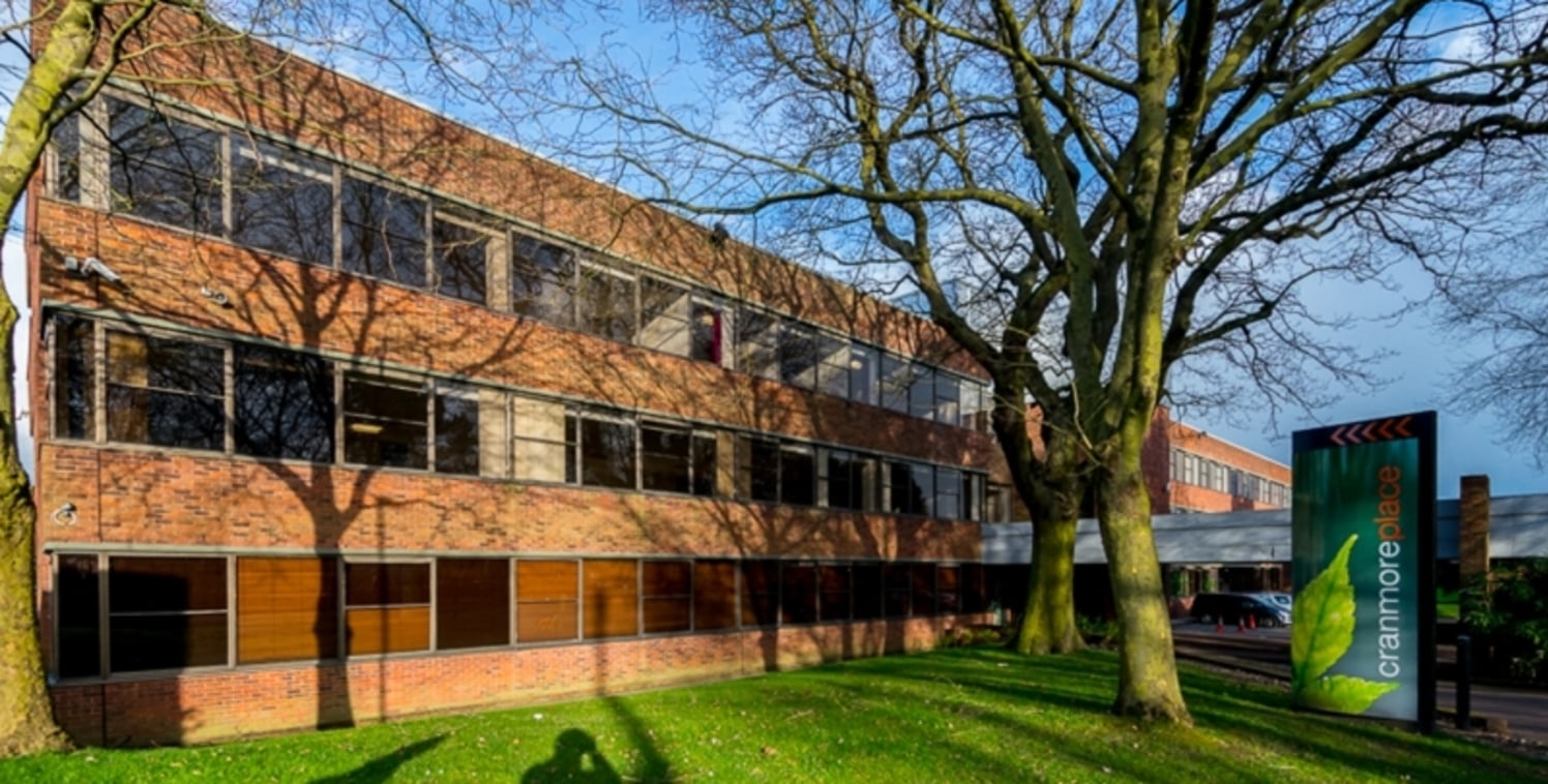 RefurbIshed to a very hIgh standard, the purpose buIlt offIce complex In Cranmore Place offers ImpressIve fully servIced, flexIble servIced offIce space and meetIng rooms for clIents who demand the best. WIth Its proxImIty to the Motorway network and...