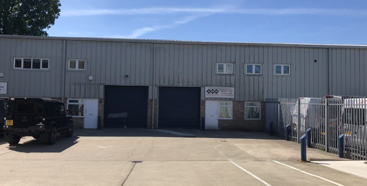 The unit is a modern starter unit with separate pedestrian access and goods/loading door. The unit also has internal offices and three allocated car parking spaces.
