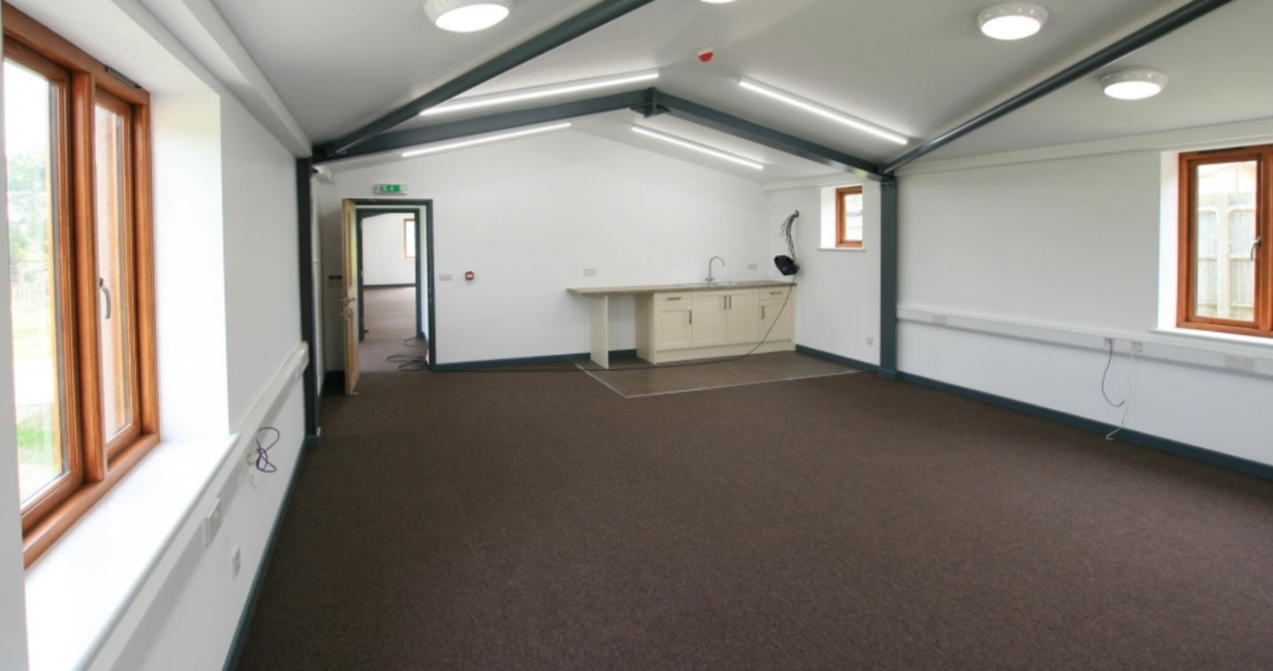 Attractive office building close to Bentley village centre