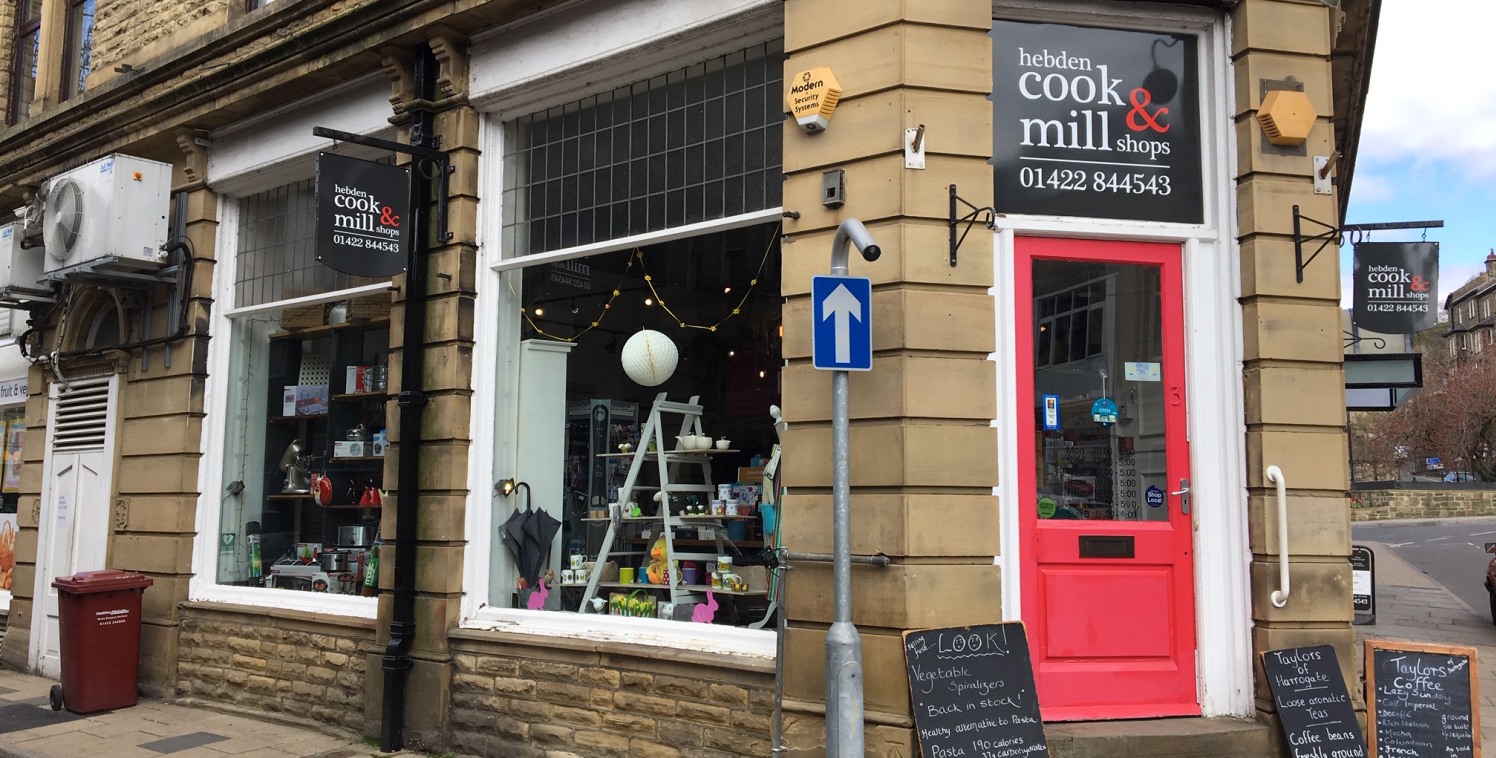 **£10,000 per annum exclusive in the first year in occupation, rising over 3 years to £16,000 per annum exclusive**

The property briefly comprises a retail unit set in the centre of Hebden Bridge having a large prominent return frontage on to Albert...