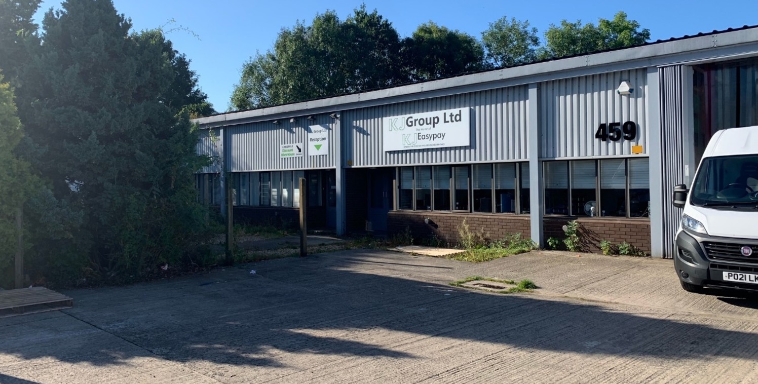 The property comprises an end terrace, single storey industrial/trade unit which is of steel portal frame construction with block and profile metal sheet elevations. The office and welfare accommodation has all been refurbished including carpet tile...