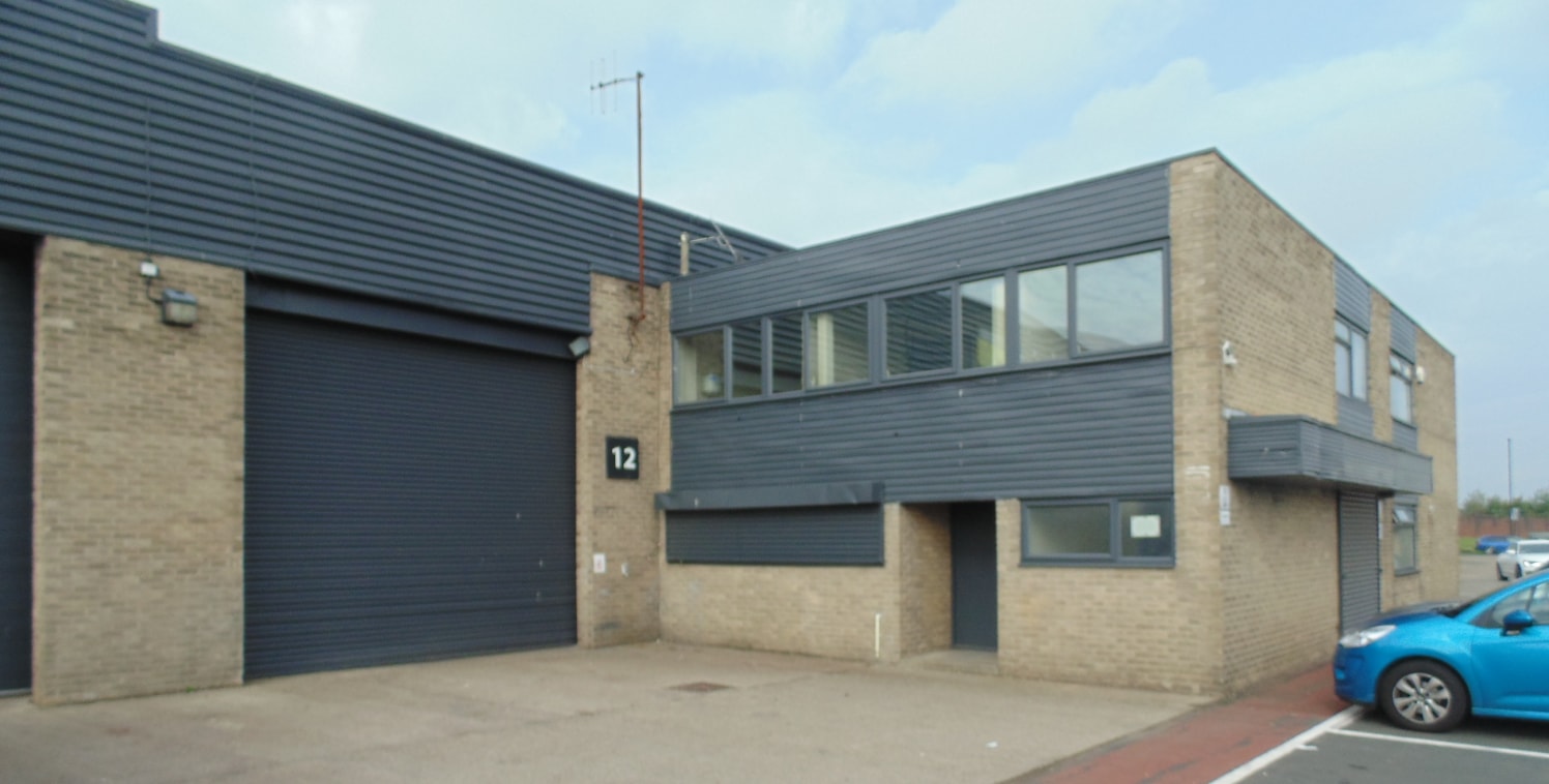 612.70 sq. m (6,595 sq. ft). Heating and lighting. 2 miles east of Newcastle City Centre. Eaves 5m. Established trade and industrial location. Refurbished unit.