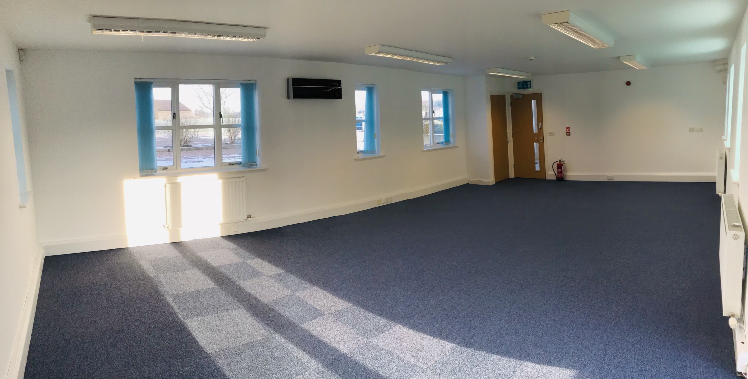 A superb first floor office providing an open plan general purpose office area plus 2 private rooms that can be used privately or shared with other business's. 

Kitchen and WC's on ground floor with galleried landing at first floor. 

Town House bus...