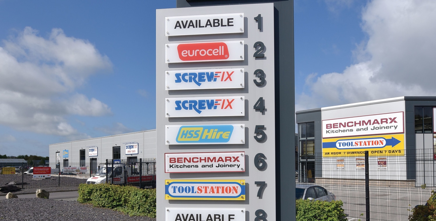 A high profile trade counter unit to let in a premier destination.

The property comprises a self-contained warehouse unit of steel post and truss construction. The unit benefits from a glazed entrance reception and a dedicated sectional loading door...
