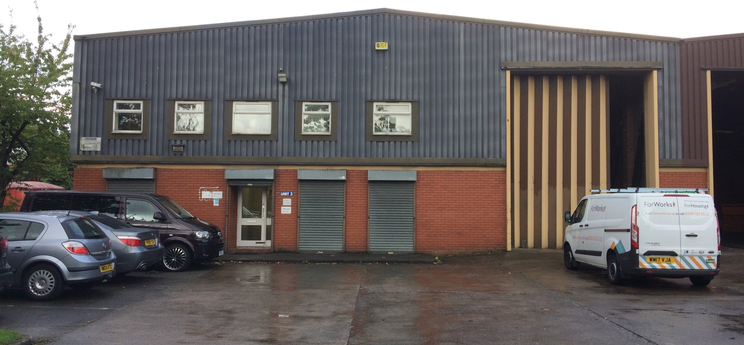 Modern industrial / warehouse unit.

*To be refurbished*

Available Summer 2021*

4,322 sq ft

£22,750 per annum