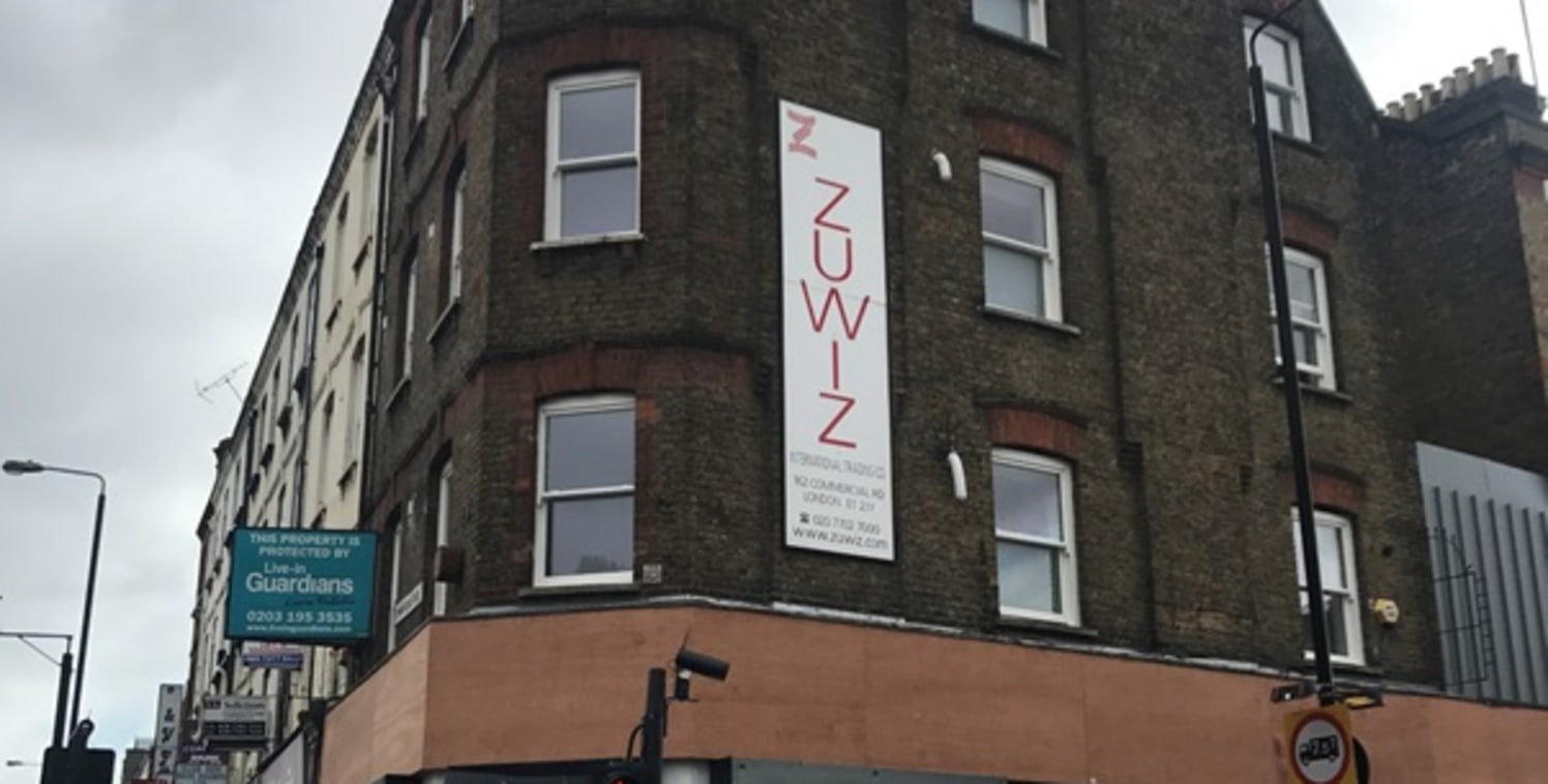 A self-contained ground floor retail unit benefiting from being situated on a prominent corner plot. There is a large basement accessed via an internal staircase with good ceiling height. The basement also benefits from natural light.

 

The propert...
