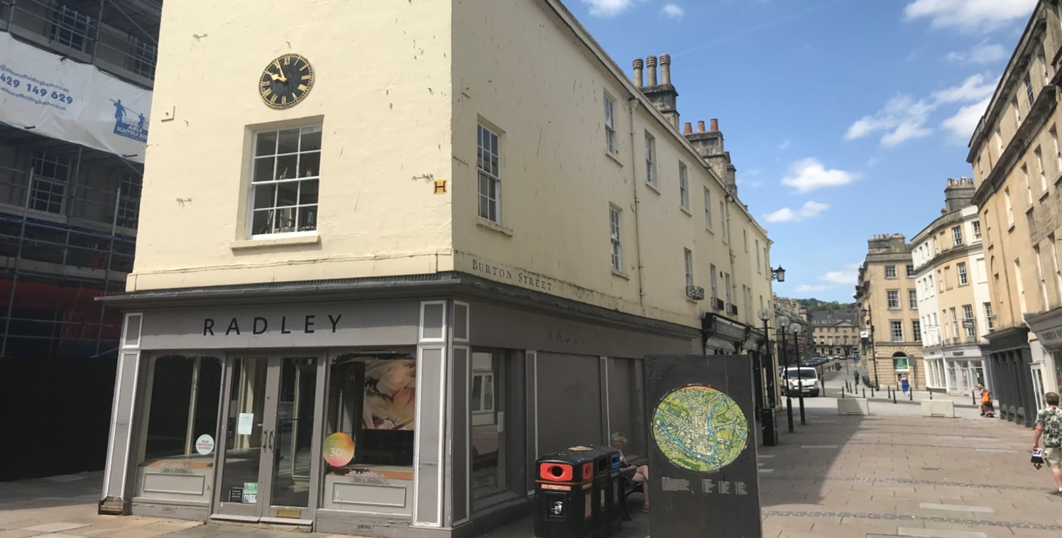 The Grade II Listed property benefits from an attractive prominent frontage onto the busy street of Old Bond Street & Burton Street. The ground floor offers open plan sales space with additional sale on the first floor. Ancillary accommodation is ava...