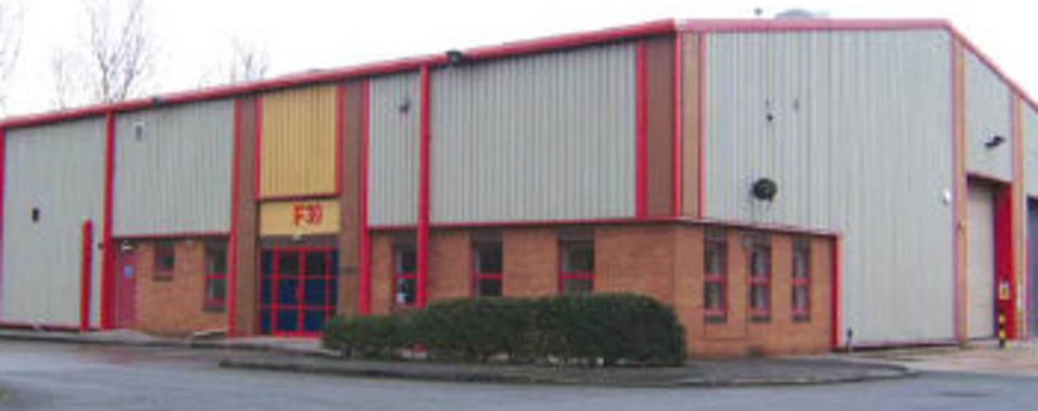 Modern self contained industrial/warehouse unit

12,553 sq ft

Rent - £44,000 p.a.