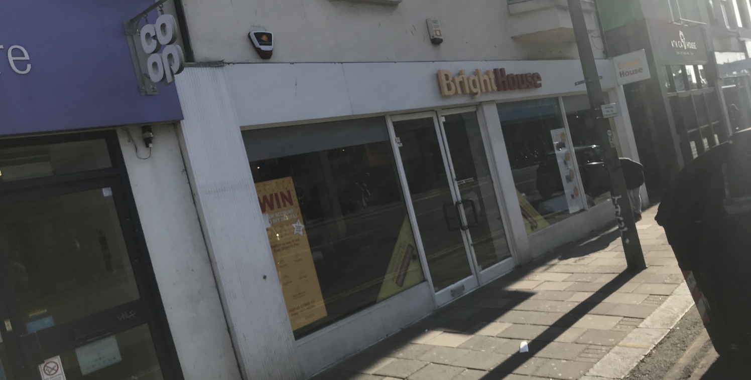 The property comprises a ground floor shop with rear ancillary area. There is first floor storage accessed via a rear staircase.

The unit benefits from return frontage to the south.