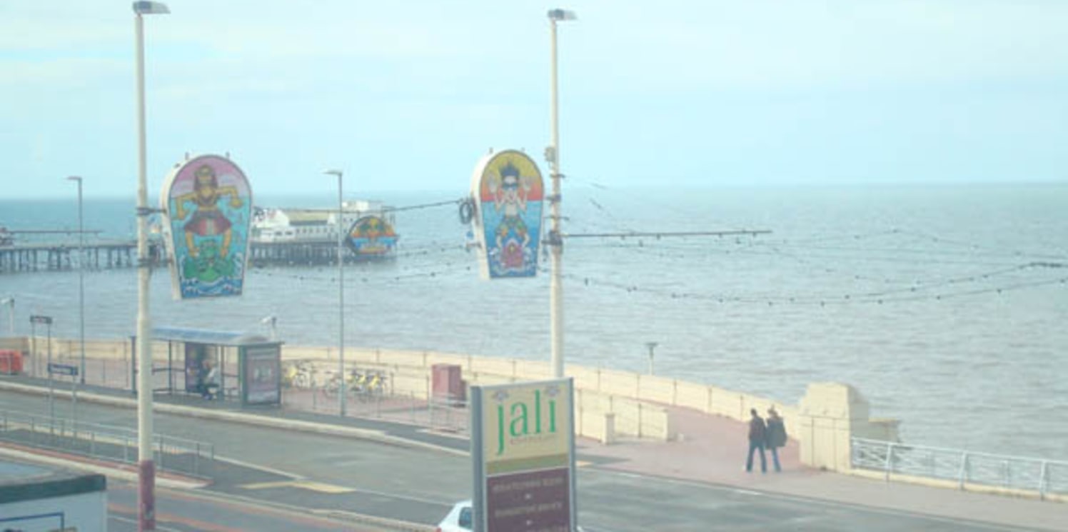 A freehold mid terraced Promenade hotel in a prime position overlooking the Irish Sea. An old established business operated by the present owners since 1987 and now on the market due to retirement. 14 en suite bedrooms with flat screen tv's, drinks f...