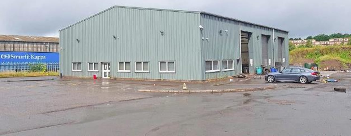 Large Secure Industrial Yard with Detached Industrial Warehouse