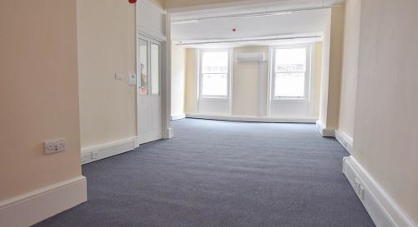 Available immediately Self-contained period office building in the heart of Moorgate....